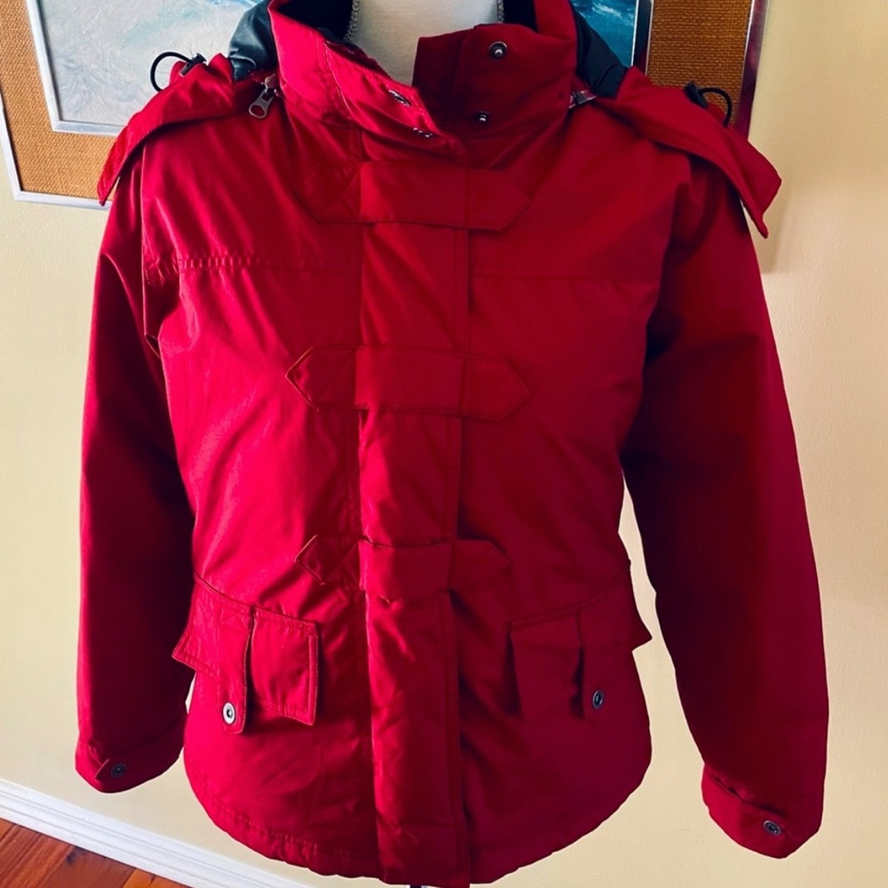 Marmot 650 jacket red with removable hood